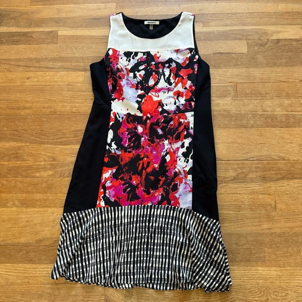 DKNYC black red sleeveless shift midi dress with flounce hem size 16
b28